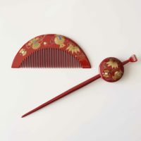 本漆純金蒔絵螺鈿 櫛・平打ちセット 宝尽し文様（黒） | かづら