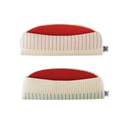 かづら清老舗 新品・未使用 櫛 ちりめん つまみ細工 べっこう風 かづら清老舗 新品・未使用 櫛 ちりめん つまみ細工 べっこう風